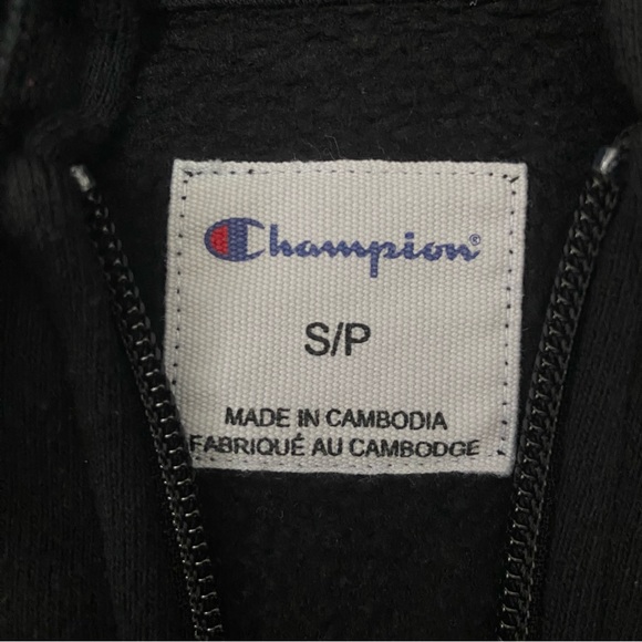 champion zip up hoodie 🩶 - Picture 3 of 3